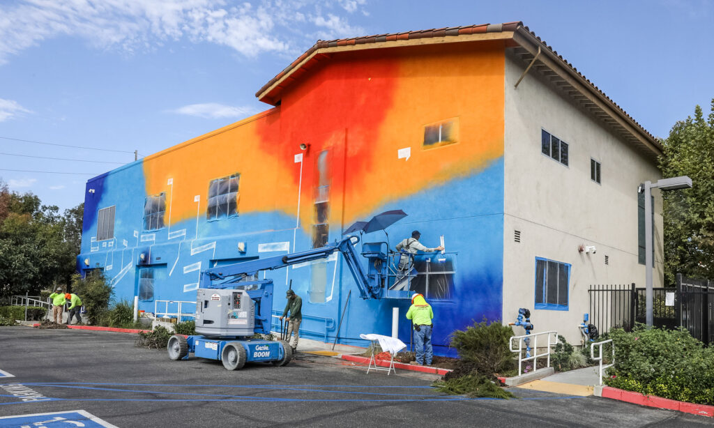 "House of Prayer" Hebrew mural at CBI Tustin by Hillel Smith for Jewish Street Art Festival